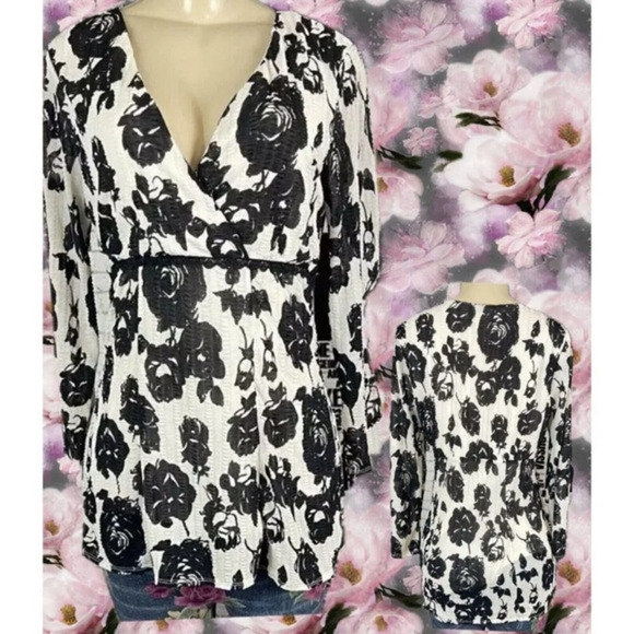 Nine West Tops - Nine West M Black-Cream Floral Print Faux Wrap Lined 3/4 Sheer Sleeve Blouse
